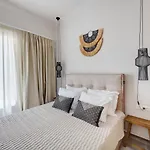 Nomadic Cozy * Ermoupoli