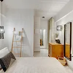 Nomadic Cozy