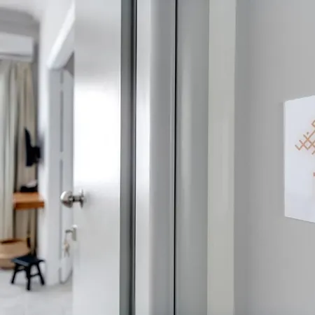 Nomadic Cozy Hotel