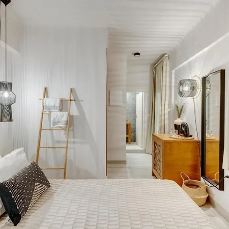 Nomadic Cozy
