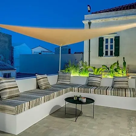Nomadic Cozy Hotel Ermoupoli