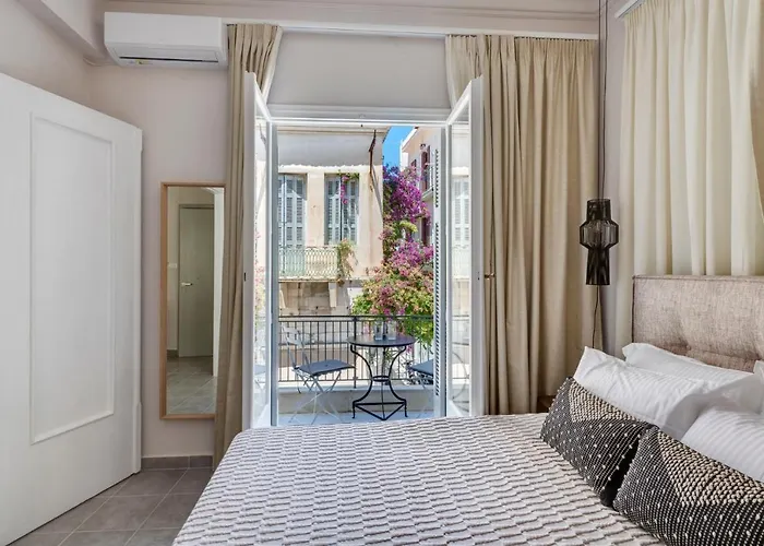 Nomadic Cozy * Ερμούπολη